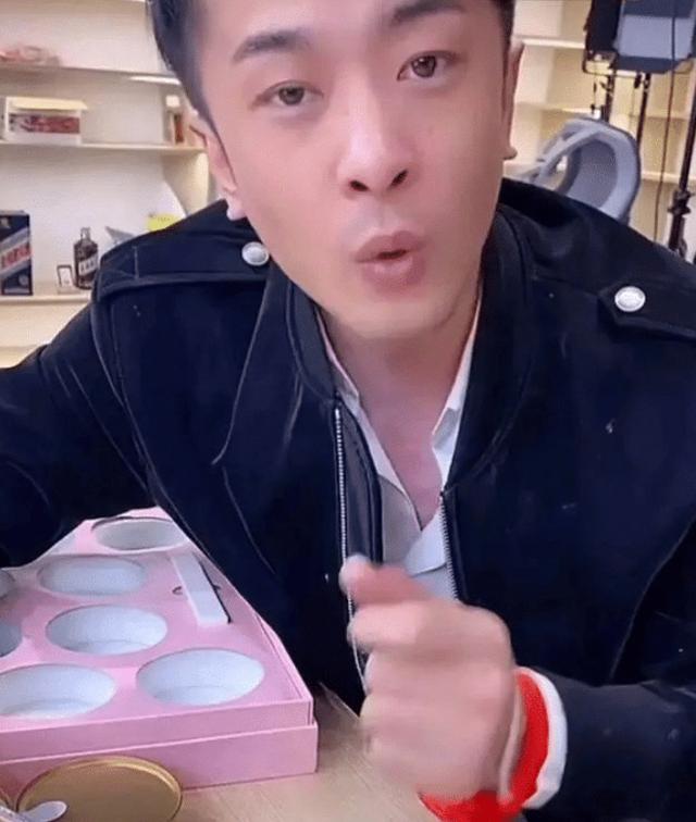 辛巴假燕窝后——孕妇网购燕之屋燕窝，在未开封的瓶子里发现异物