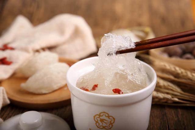 买了等于交智商税？燕窝虽然并非糖水，但营养价值并不高